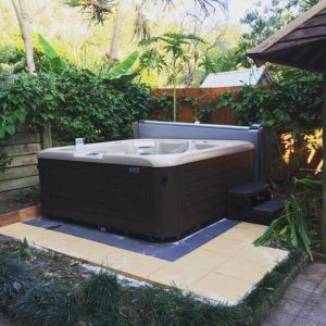 Backyard Hot Tub Privacy: Do You Really Need It? This Will Help You Decide!